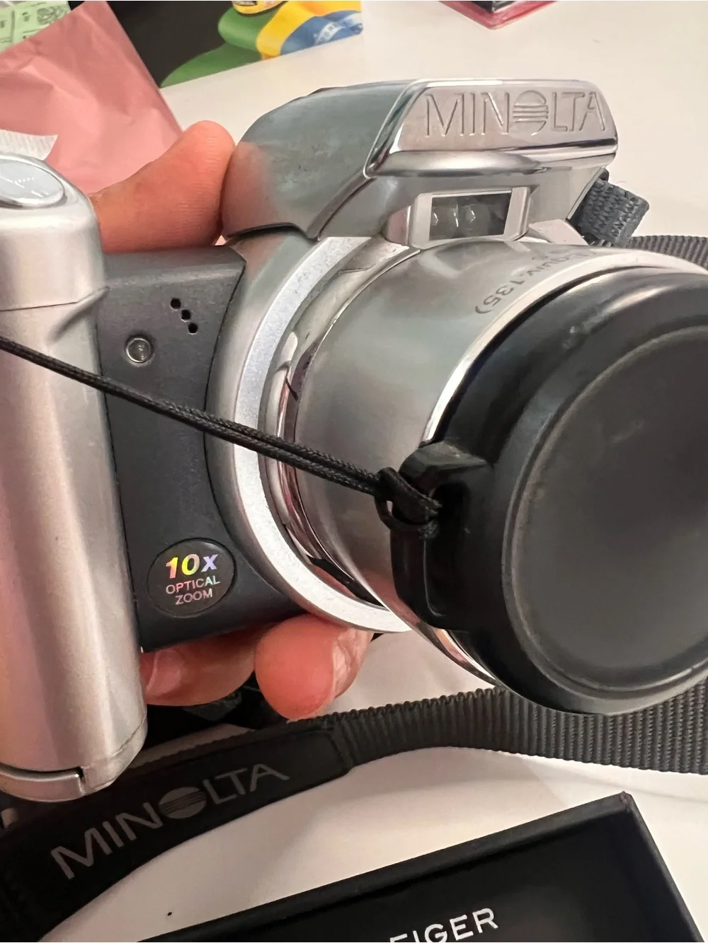 Minolta DiMAGE Digital Camera - Works 100% / Funciona al 100